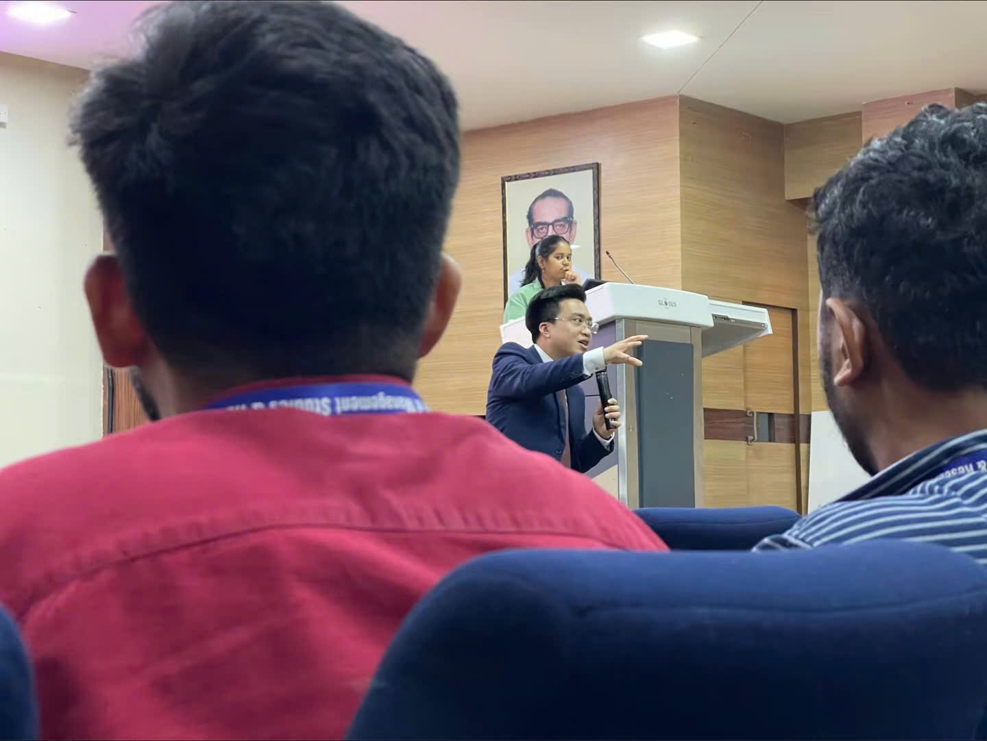 z6496602294519_630d6156bab58200cf41dd191a615ad9