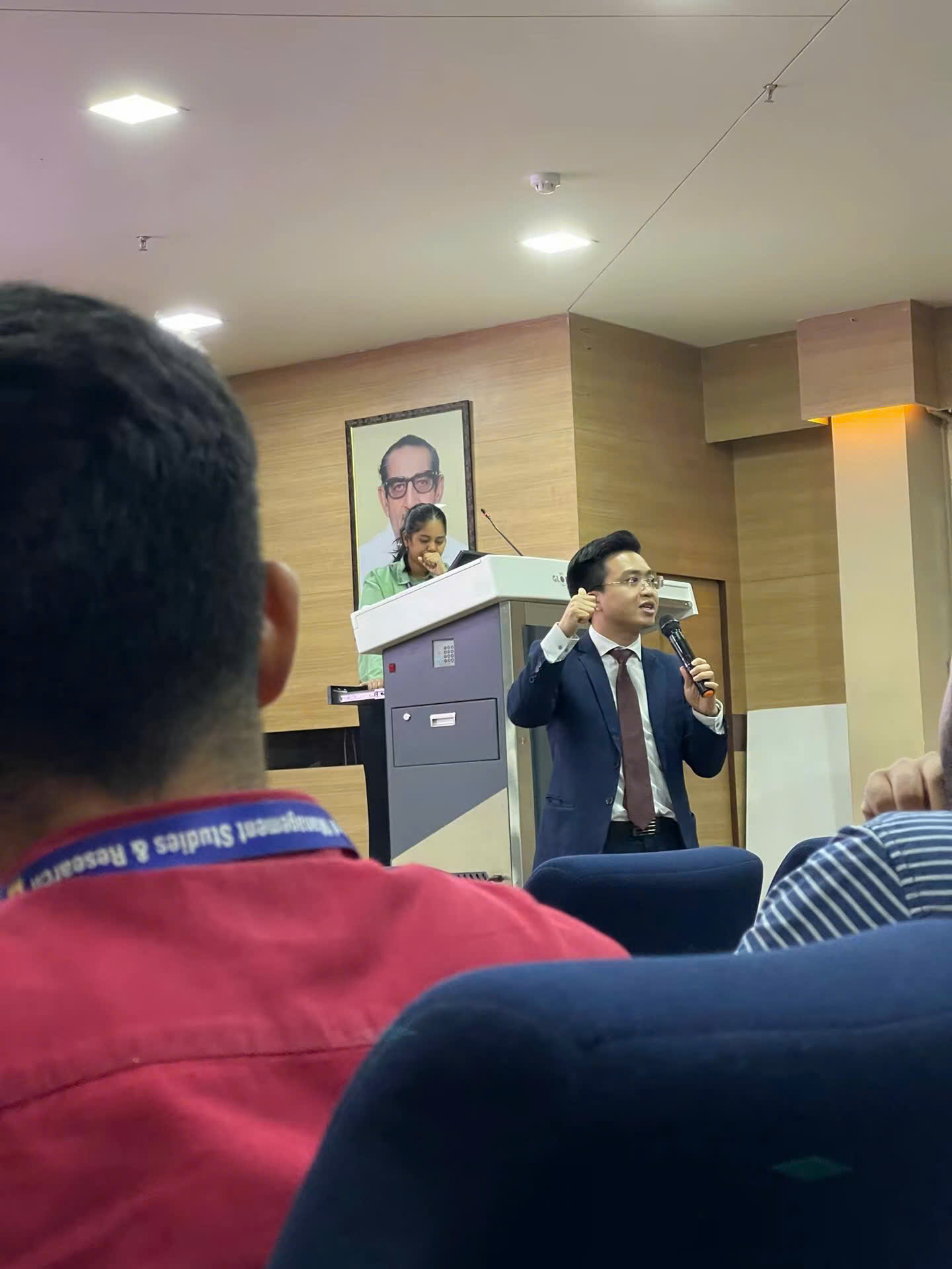 z6496602306583_88863366449786d81dc0fcd22ec1f4c4